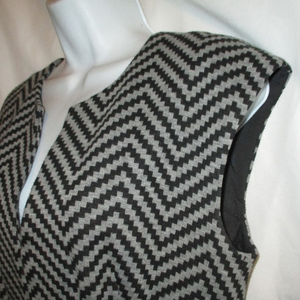 Trina Turk Business Dress - Picture 5 of 5
